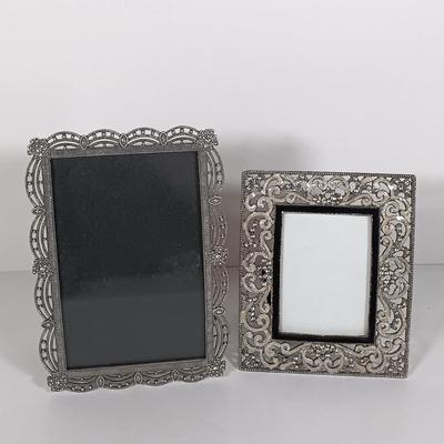 LOT 126: Princess Diana Marriage Plate, UK Themed Dish Towels, Trade Continental Hand Wrought Aluminum & More