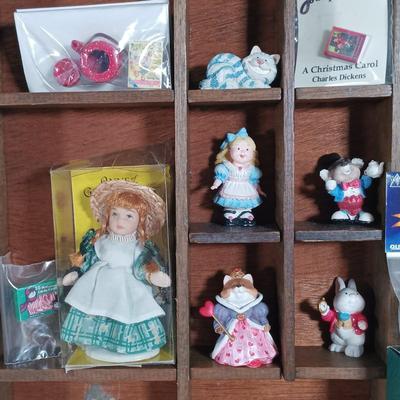 LOT 127: Hallmark Alice in Wonderland Miniatures, Owlcrate Exclusive Tote Bag, Wall Art & More