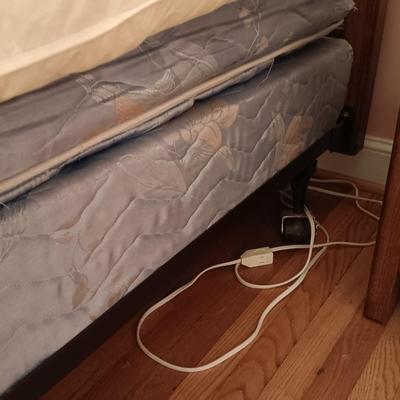 LOT 131: Vintage Oak Furniture Bedroom Set