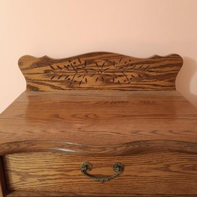 LOT 131: Vintage Oak Furniture Bedroom Set