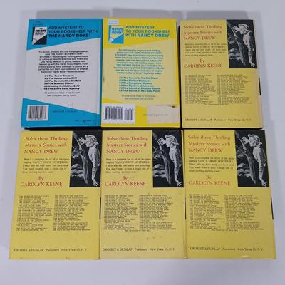 LOT 132: Collection of Vintage Nancy Drew Hardback Books