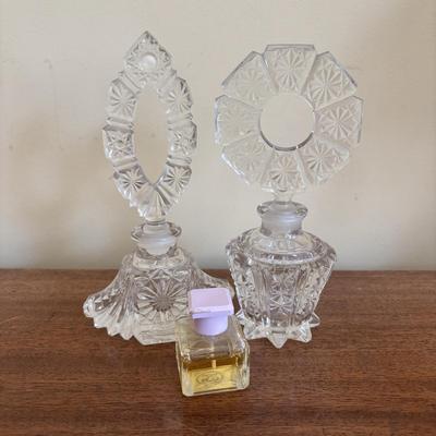 LOT 137: Crystal Perfume Bottles, Vintage Ladies Gloves Porcelain Hair Receiver, Vintage Style Magnifying Glass w/Stone Handle