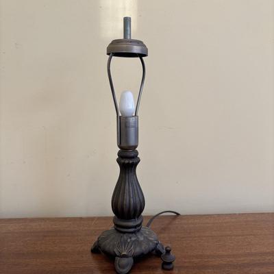LOT 138: Victorian Style Table Lamp w/Glass & Beaded Shade, Miniature Teapot Collectibles