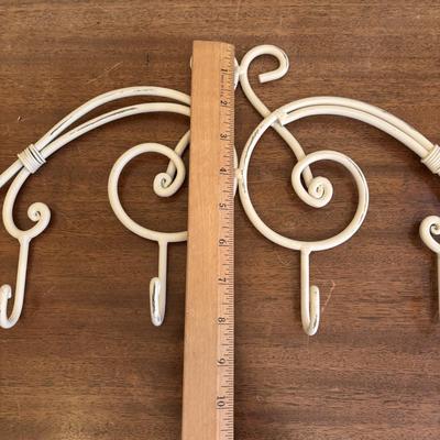 LOT 139: Vintage Manicuring Tools w/Mother of Pearl Handles, the Burr McIntosh Monthly, Postcards, Macy's Ladies Hat & More