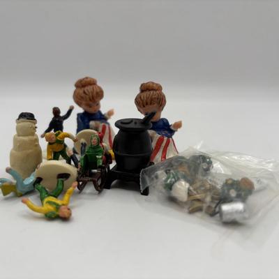 LOT 144: Collection of Miniatures