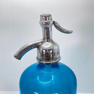 LOT 163: Vintage Blue Bell Windsor Bev Co Made in Czechoslovakia Glass Seltzer Bottle with Drinking Glasses and Dessert Cups