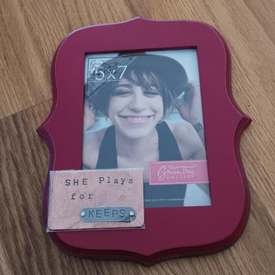 LOT 193: Home Decor Collection - Kate Spade Writing Set, William Sonoma Throw Pillows, Photo Albums & More