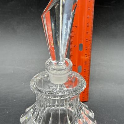 Sale Photo Thumbnail #93: Most likely from Nizbor A. Ruckl & Sons in the Czech Republic, beautiful collectible perfume bottle.