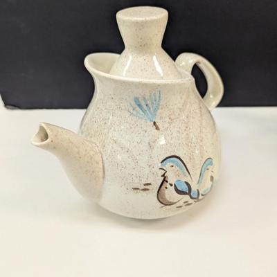 Vintage Red Wing's Bob White Quail Pattern Teapot & Casserole Dishes