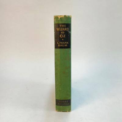 225 The Original Oz Book "The Wonderful Wizard Of Oz" By L. Frank Baum