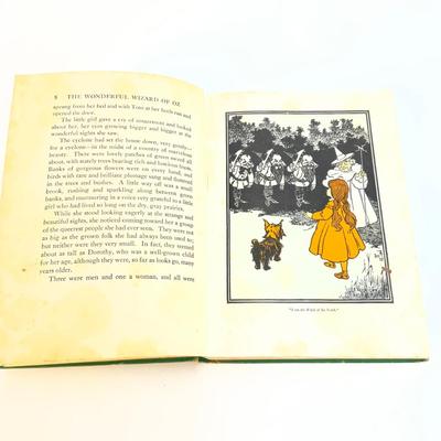225 The Original Oz Book "The Wonderful Wizard Of Oz" By L. Frank Baum