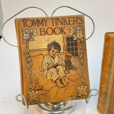 226 A Lot of Antique Vintage Children books