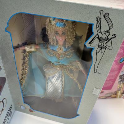 Great Eras Egyptian Queen & Medieval Lady Barbies