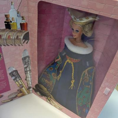 Great Eras Egyptian Queen & Medieval Lady Barbies