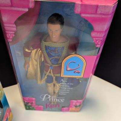 Happy Birthday Joyeux Anniversaire Snow White & Ken Prince Dolls