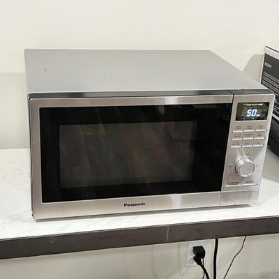 Panasonic Microwave (BLR-RG)