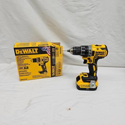 Selection of DeWalt Cordless Tools-Vacuum, Drill & Router (DG-JS)