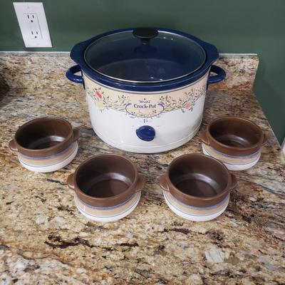 Rival Crock-Pot w/ Four Stoneware Bowls (K-KD)