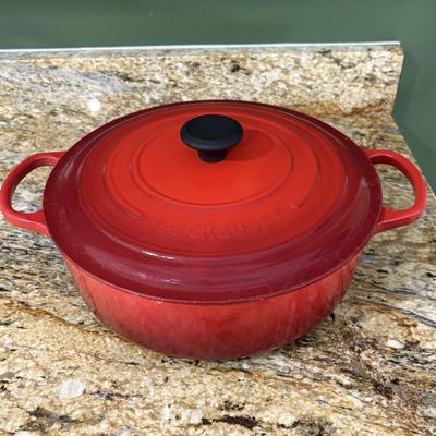 Red Le Creuset Dutch Oven (K-SF)