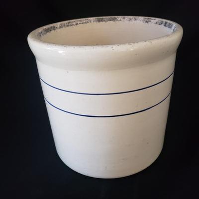 Macy's The Cellar Crock (K-KD)