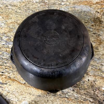 Lodge Cast Iron Dutch Oven (K-SF)