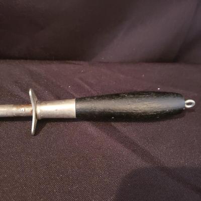 Henckels Steak Knives, Rada, Anolon Chef Knives and More (K-KD)