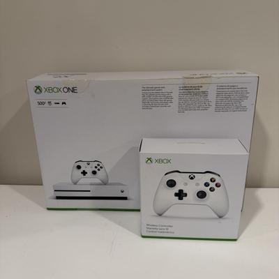 XBOX One (BLR-MG)