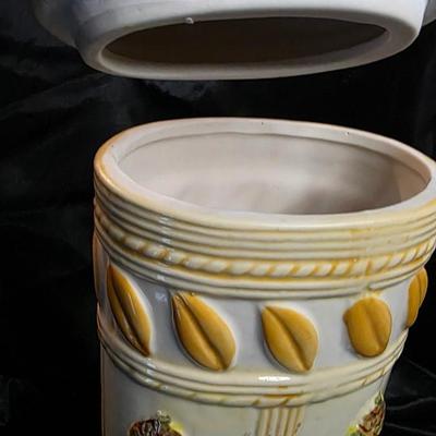 Vintage Italian Majolica Oval Pasta Canister with Artichoke Lid – Hand-Painted Ceramic Storage Jar, 15”
