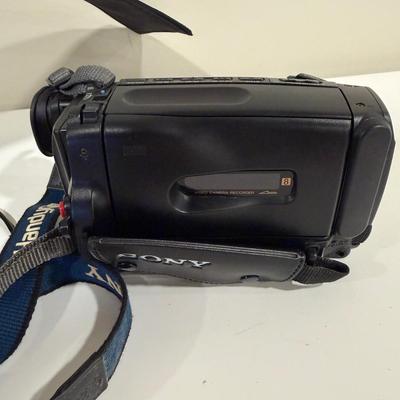 Sony Handycam & Canon Camcorder (BLR-MG)