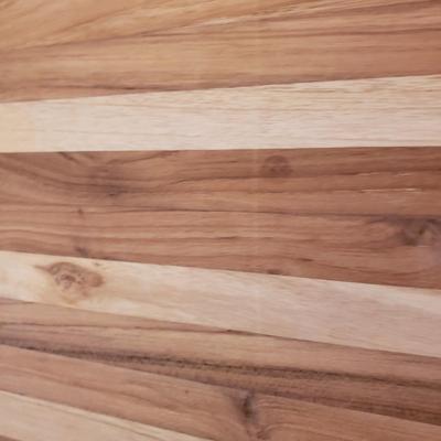 Beautiful Large and Medium Cutting Boards (K-KD)