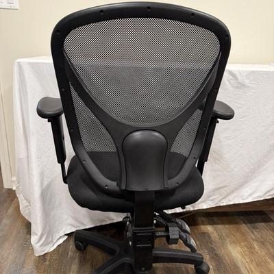 Venn Design Ball Chair & Office Chair (BLR-MG)