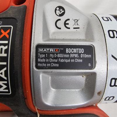 Assortment of Black & Decker Drills & Accessories (DG-JS)