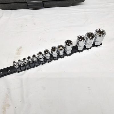 Milwaukee, Craftsman, Kobalt Socket Sets & More (DG-JS)