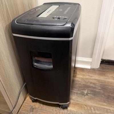 Paneer File Cabinet, Ativa Shredder, Brother Label Maker & Office Supplies (BLR-MG)