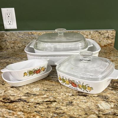 Five Piece Corning Ware Baking Dish Set (K-SF)