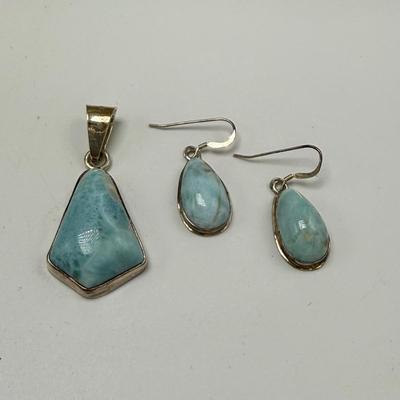 Four sets including Larimar and Sodalite (ST-SS)