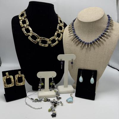 Four sets including Larimar and Sodalite (ST-SS)