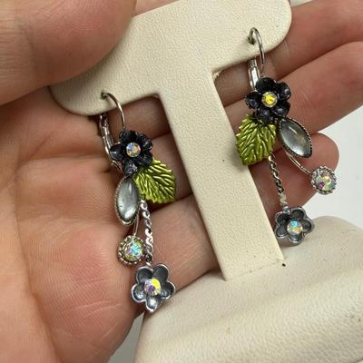 Four sets including Larimar and Sodalite (ST-SS)