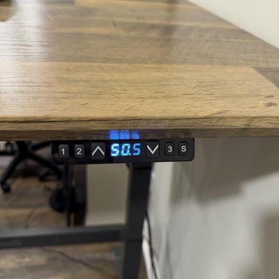 VARIDESK Adjustable Height Electric Standing Desk (BLR-MG)