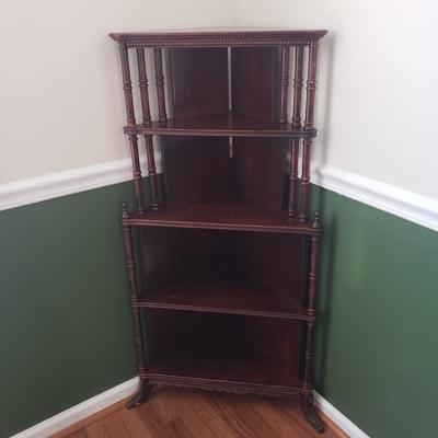 Antique Corner Shelf (DR-KD)