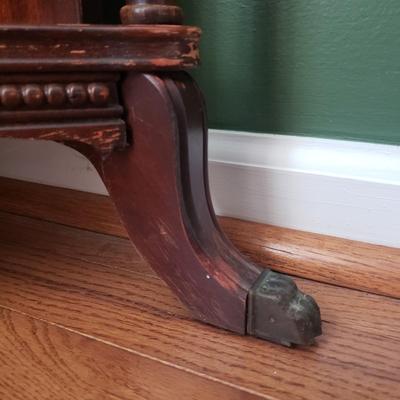 Antique Corner Shelf (DR-KD)