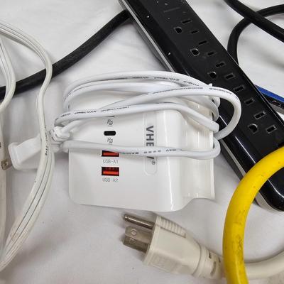 Power Strips, Short Extension Cords & More (DG-JS)