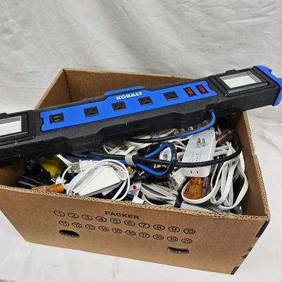 Power Strips, Short Extension Cords & More (DG-JS)