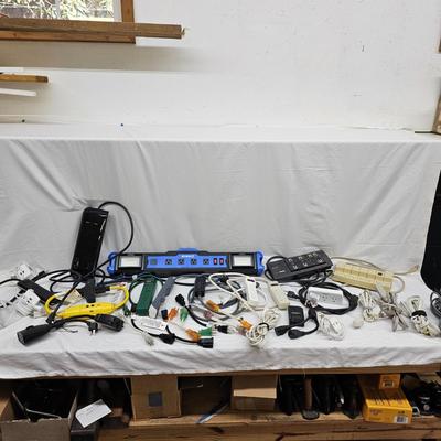 Power Strips, Short Extension Cords & More (DG-JS)