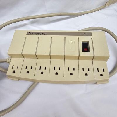Power Strips, Short Extension Cords & More (DG-JS)