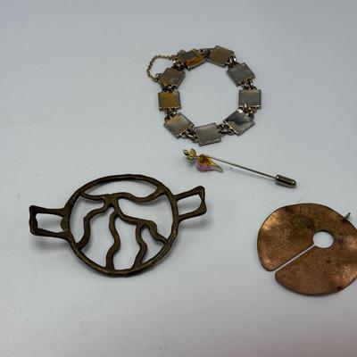 Fun Fashion- Traditional & Novelty Brooches and More (ST-SS)