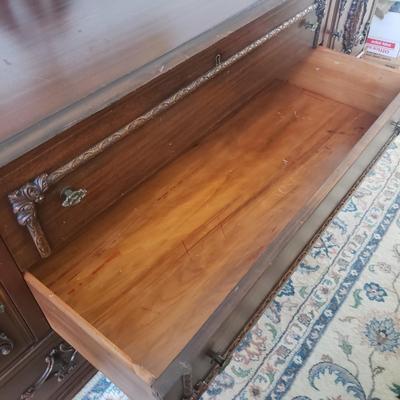 Antique Ornate Buffet (DR-KD)