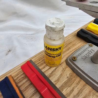 Assortment of Sharpening Stones, Hones & Diamond Plates (DG-JS)