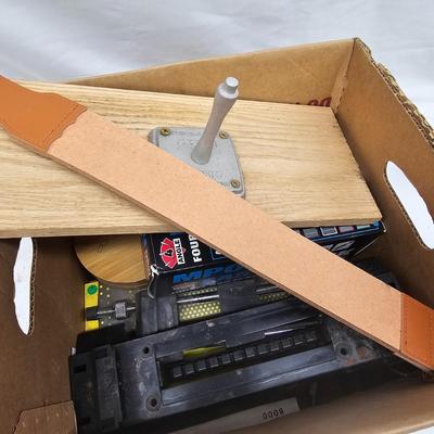 Assortment of Sharpening Stones, Hones & Diamond Plates (DG-JS)