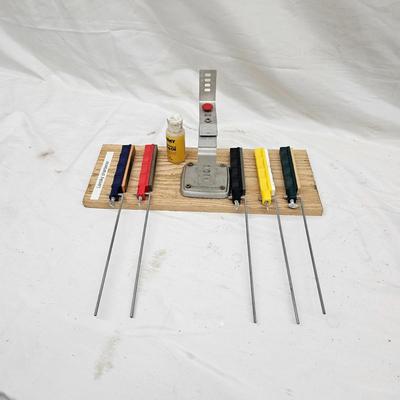 Assortment of Sharpening Stones, Hones & Diamond Plates (DG-JS)